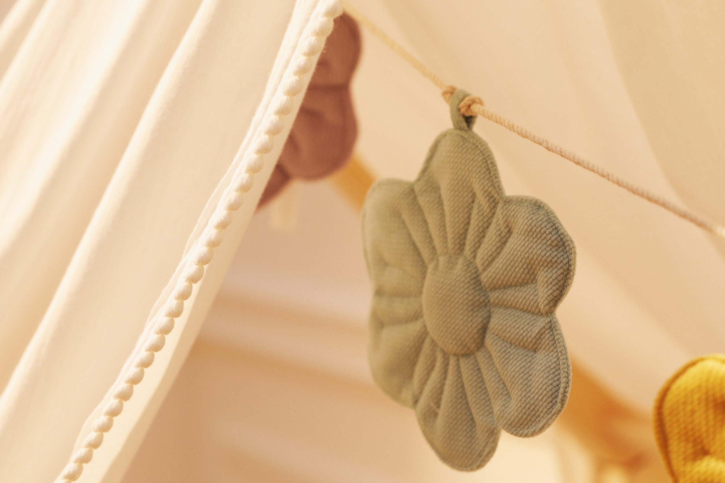 Velour Flower Garland - Rainbow Bouqet