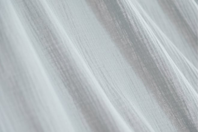 Véu de cama casinha Branco com pontos dourados - Modelo K