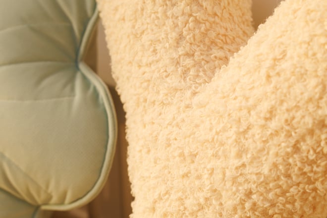 B - Vanilla Bouclé