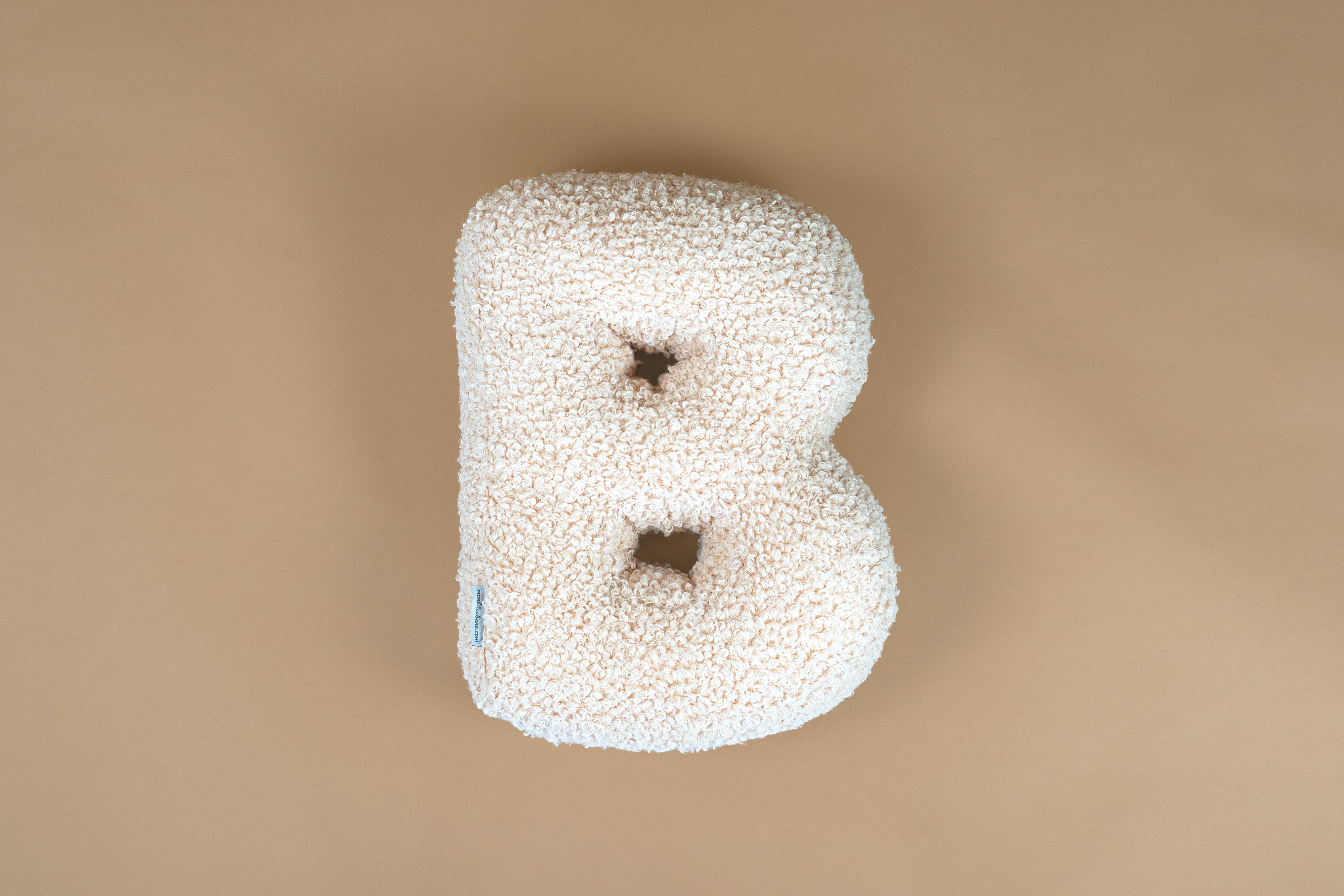 B - Vanilla Bouclé B - Vanilla Bouclé