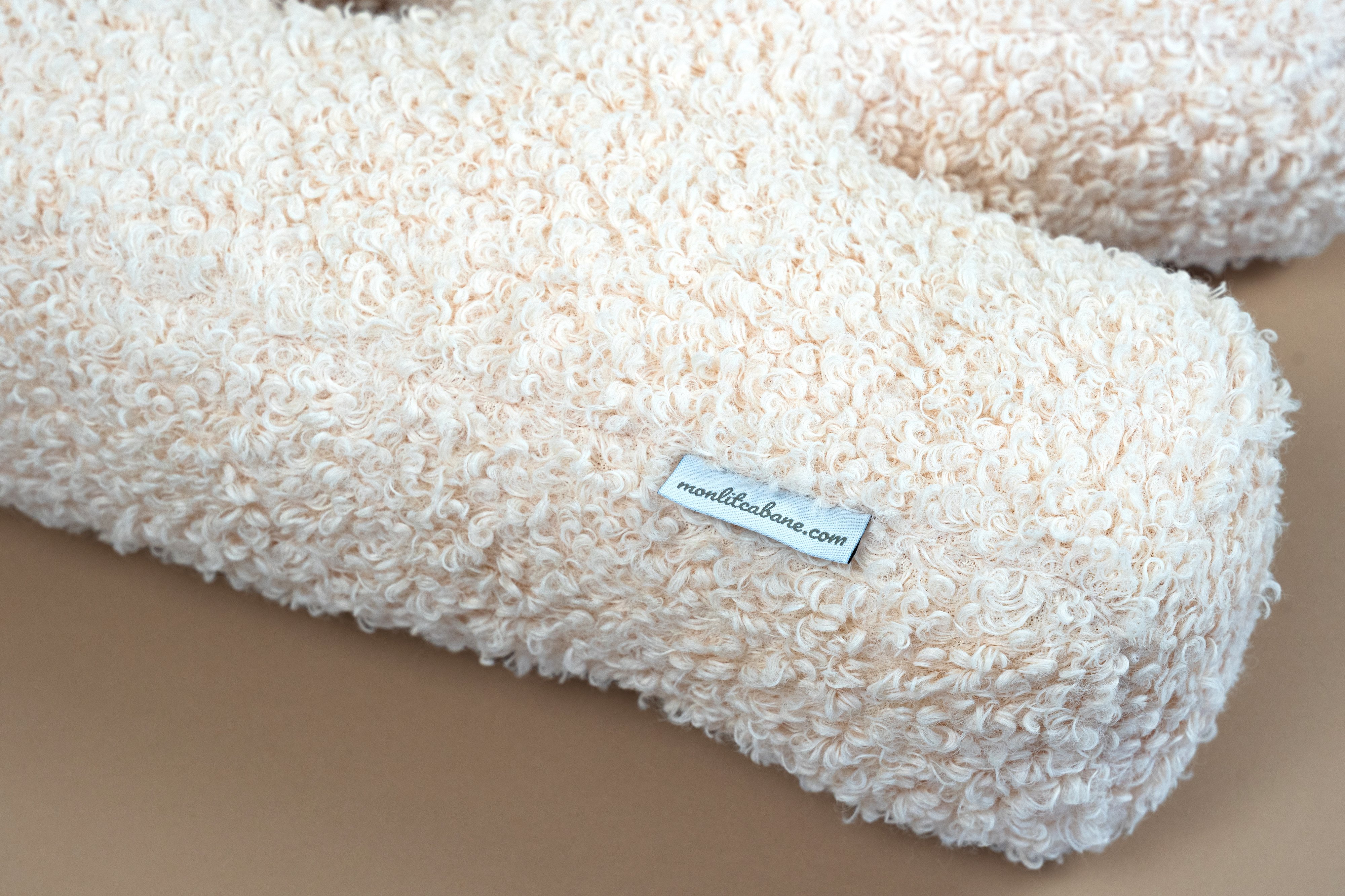 R - Vanilla Bouclé R - Vanilla Bouclé