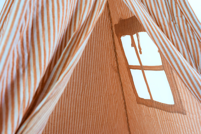Tipi in Mussola a Righe Beige