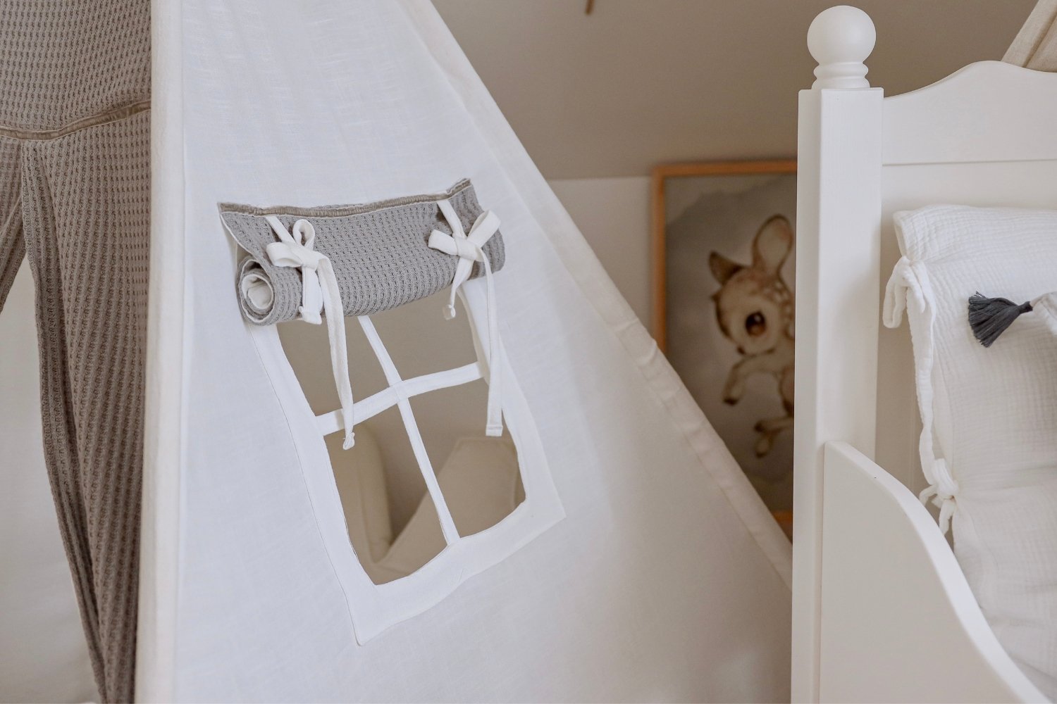 Tipi in Mussola a Righe Beige Tipi in Mussola a Righe Beige