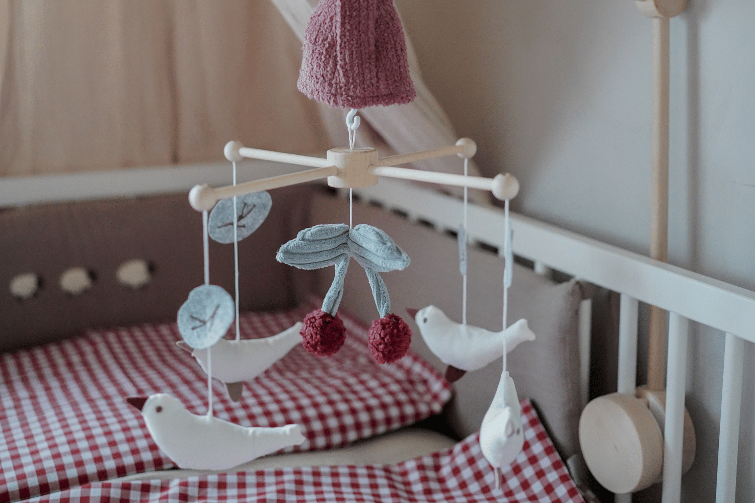 - Mobile Musical Oiseaux et Cerises - Blanc (Mon Lit Cabane) - Image 6