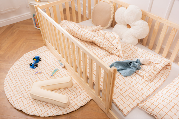 Set Edredón Doble Cara 120x160 y Cojín 40x60 - Vichy Caramel