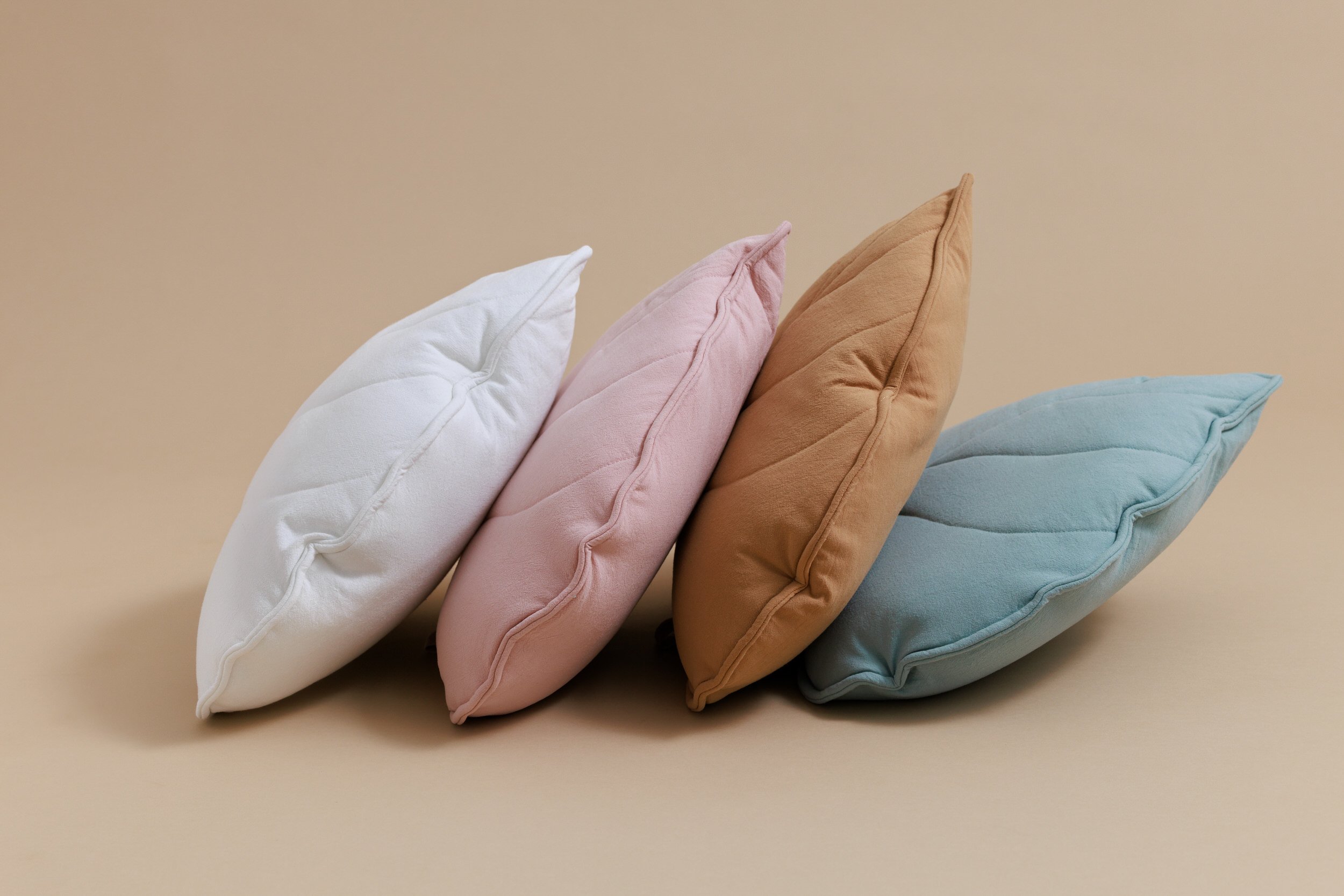Coussin Feuille en Coton – Rose Poudré Coussin Feuille en Coton – Rose Poudré