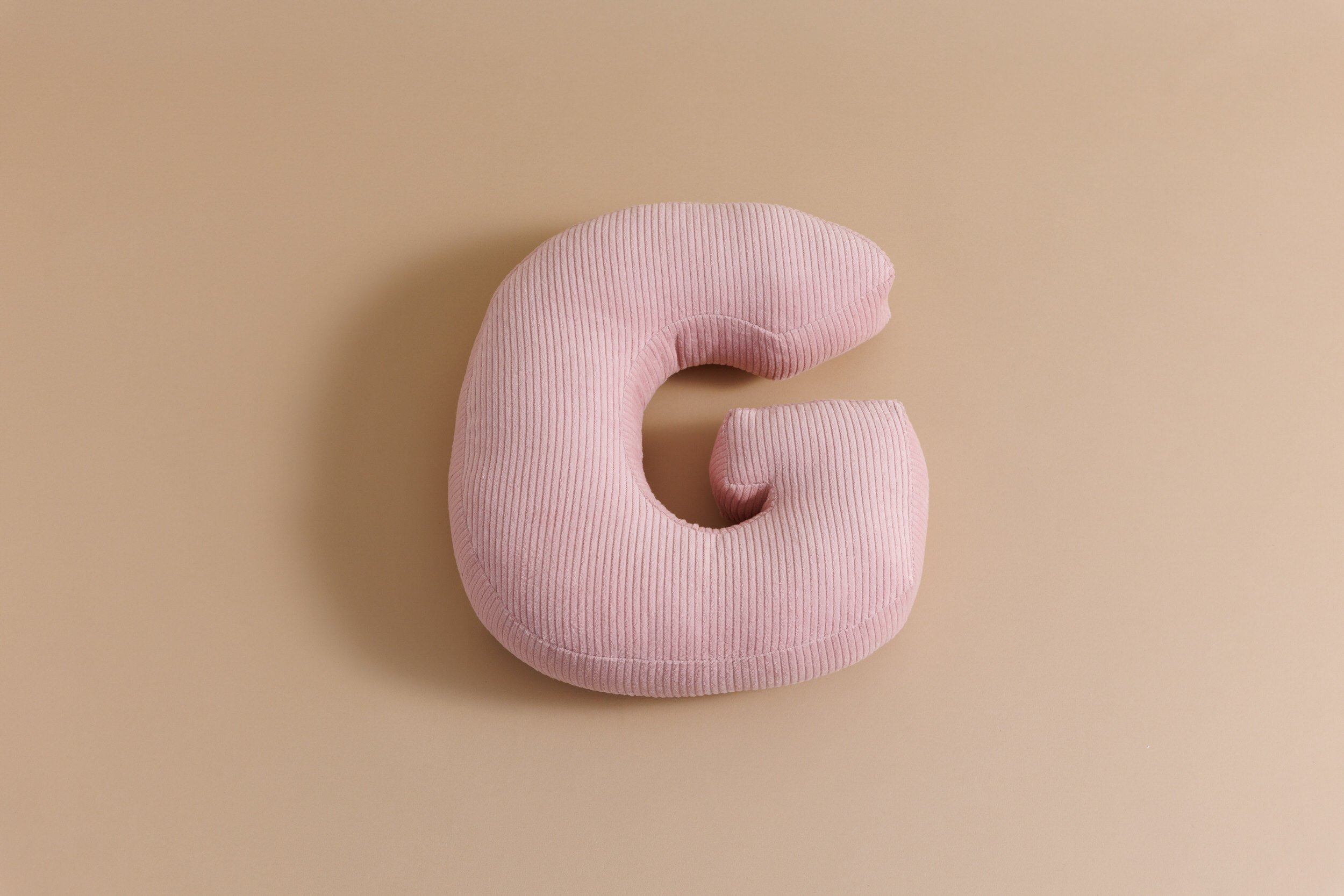 Saldi Estivi - Cuscino Lettera G - Velluto a Coste Rosa