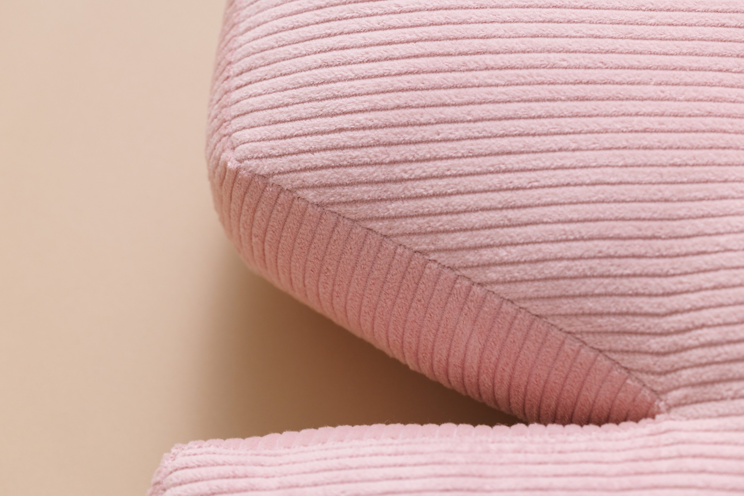 Coussin Lettre N - Velours Côtelé Rose Coussin Lettre N - Velours Côtelé Rose
