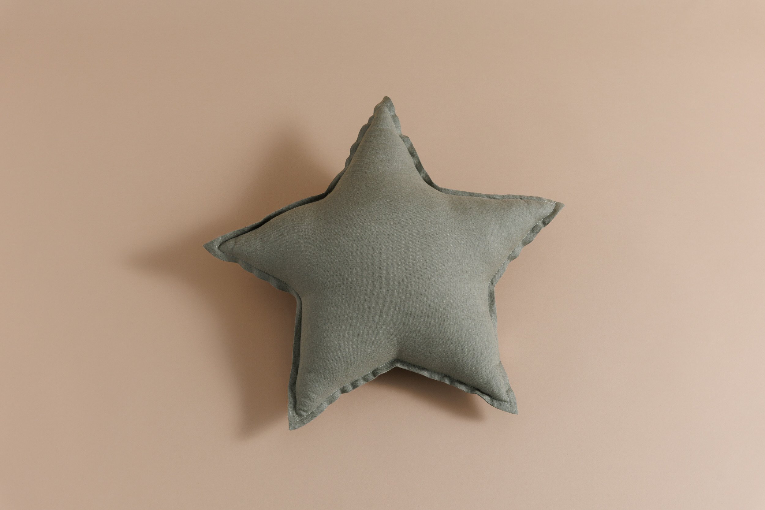 Saldi Estivi - Cuscino Stella in lino Oliva