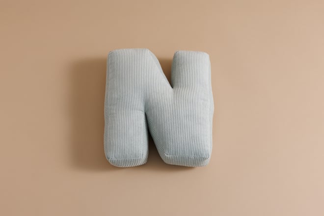 Coussin Lettre N - Velours Côtelé Vert d'eau