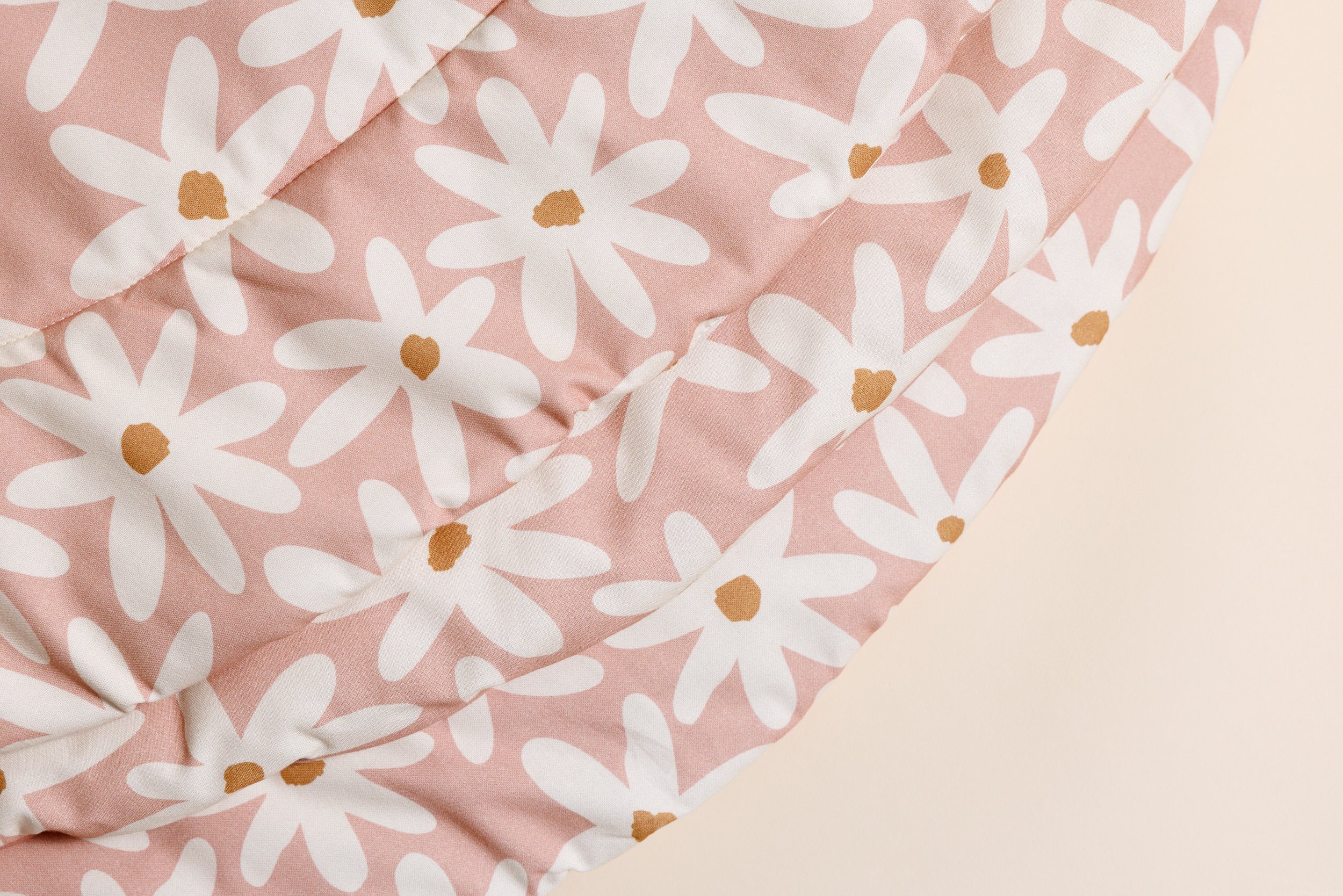 Marguerites Play Mat Marguerites Play Mat
