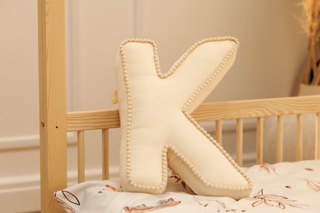 Coussin Lettre K - Boho Vanille