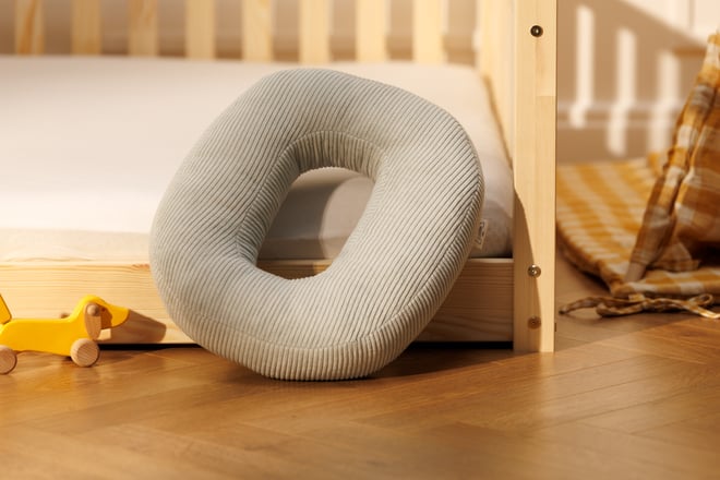 Coussin Lettre O - Velours Côtelé Vert d'eau