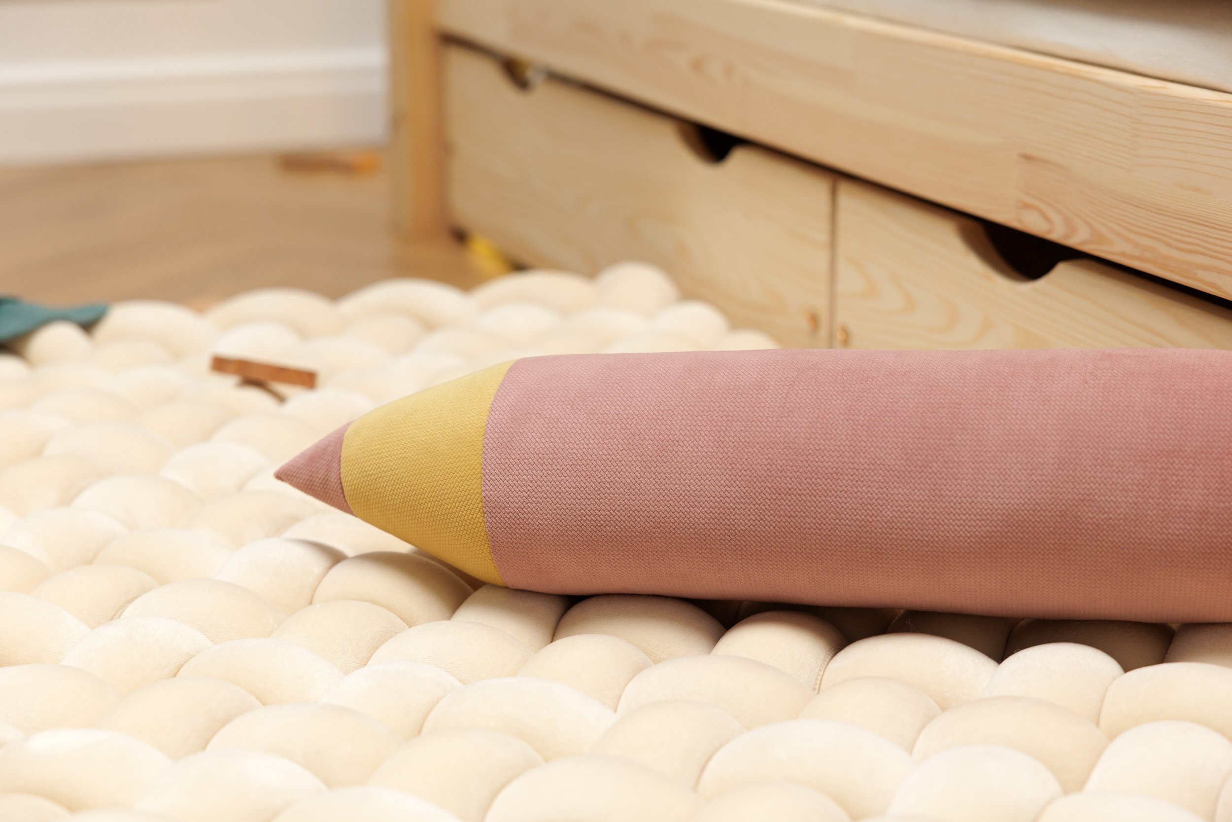 Coussin Crayon Vieux Rose Coussin Crayon Vieux Rose