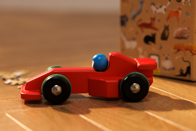 Dřevěná hračka – Závodní auto