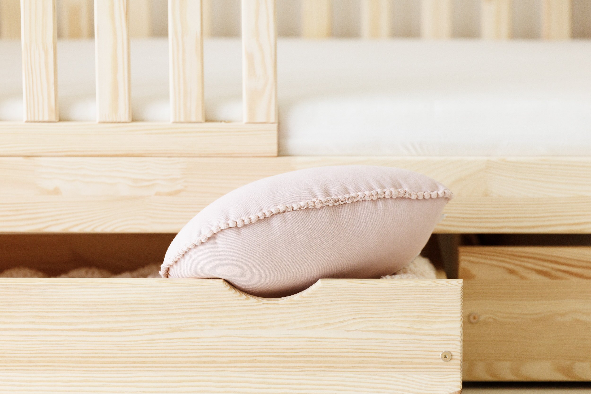 Cassetto in Legno Verniciato - 90x190 Cassetto in Legno Verniciato - 90x190