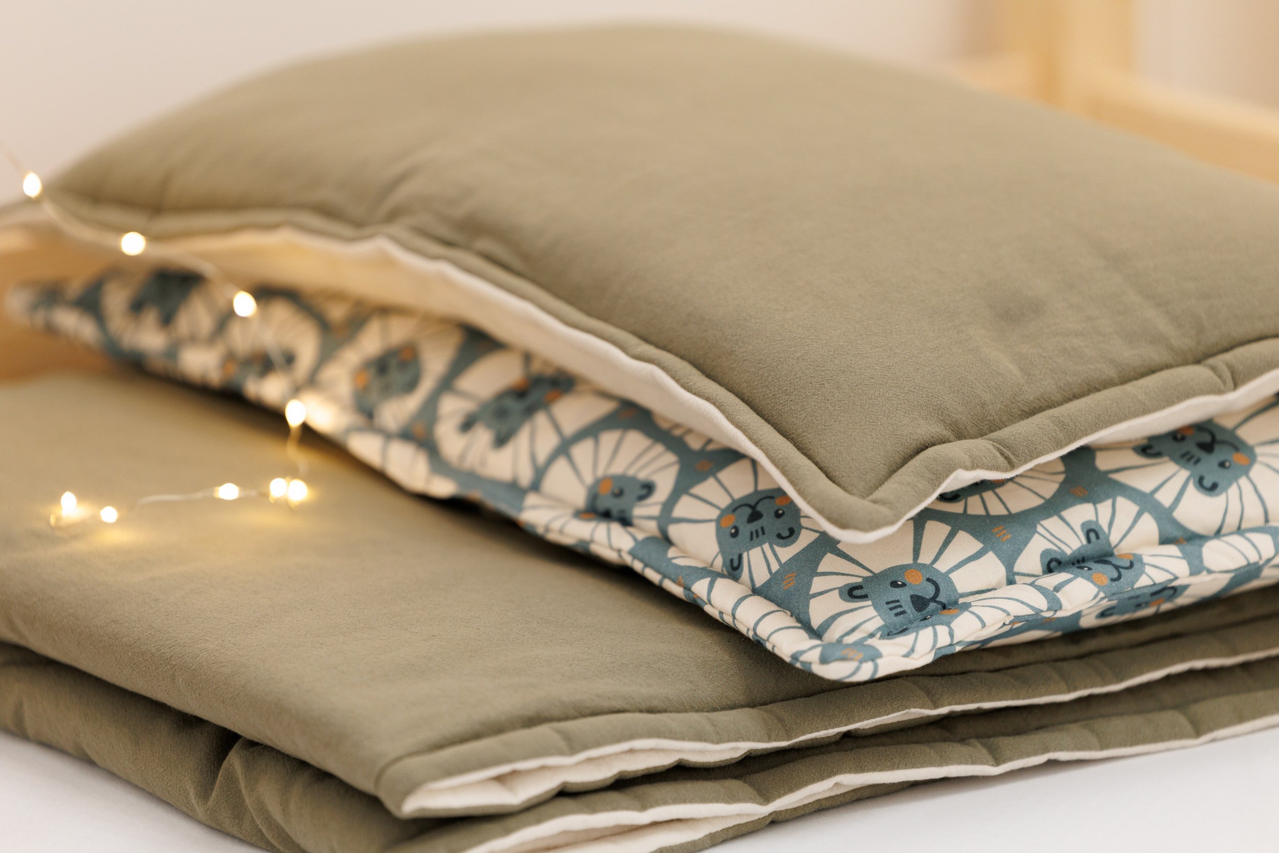 Set Coperta e Cuscino 110x140 - Verde Foresta Set Coperta e Cuscino 110x140 - Verde Foresta
