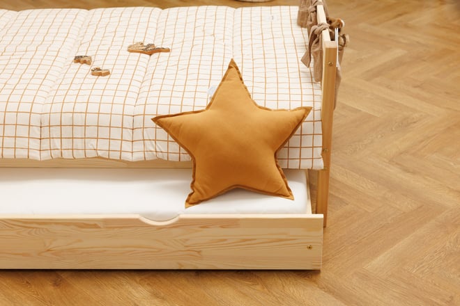 Caramel Star Linen Cushion