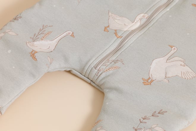 Happy Goose Olive Sleeping Bag With Legs