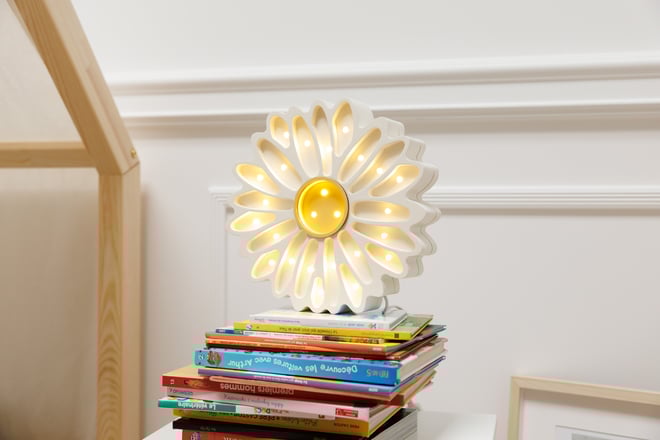 Little Lights White Daisy Lamp