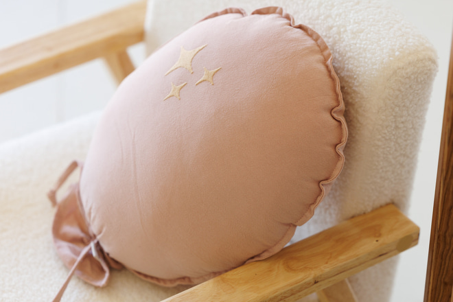 Mini dekorativní polštář balónek – Růžová