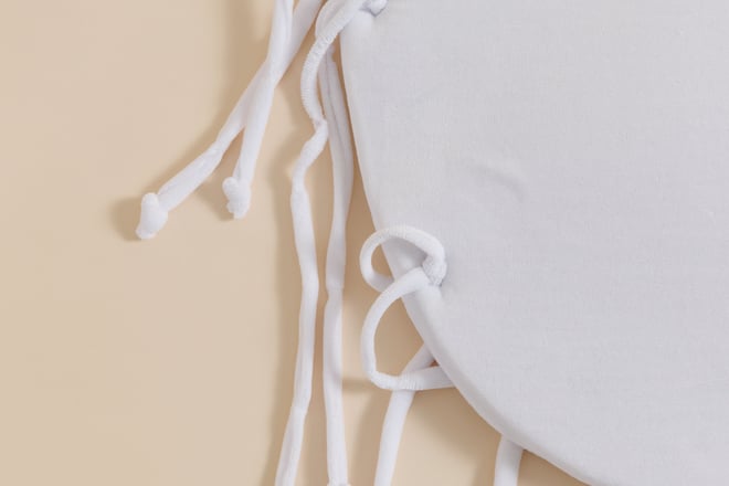 Redutor de Cama Branco Trançado