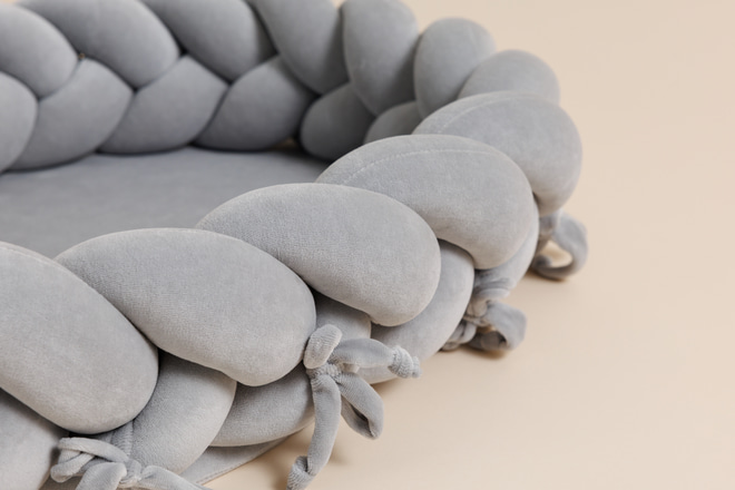 Reductor / Protector de cama Gris claro trenzado