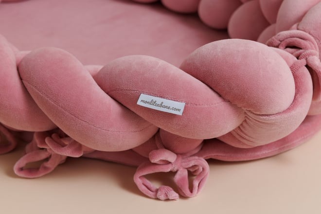 Reductor / Protector de cama Viejo Rosa Trenzado