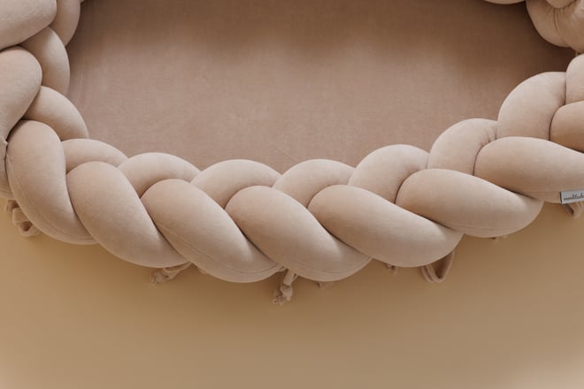 Beige Bed Reducer