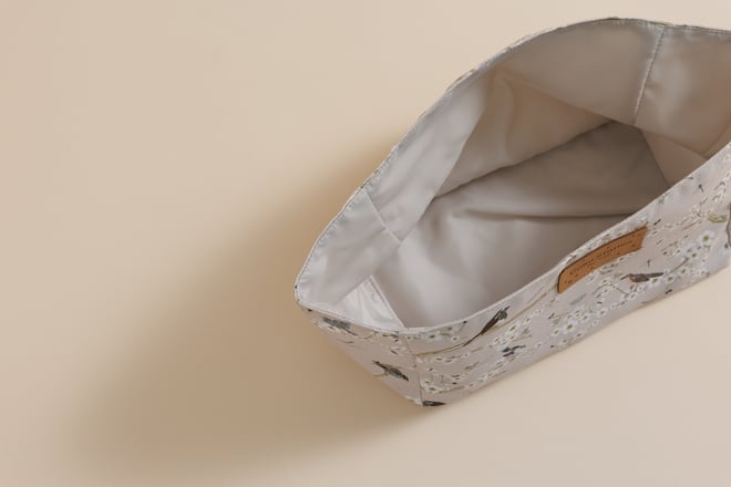 Cesta de aseo Birdsong L
