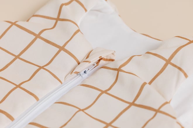 Saco de Dormir con Piernas - Vichy Caramel