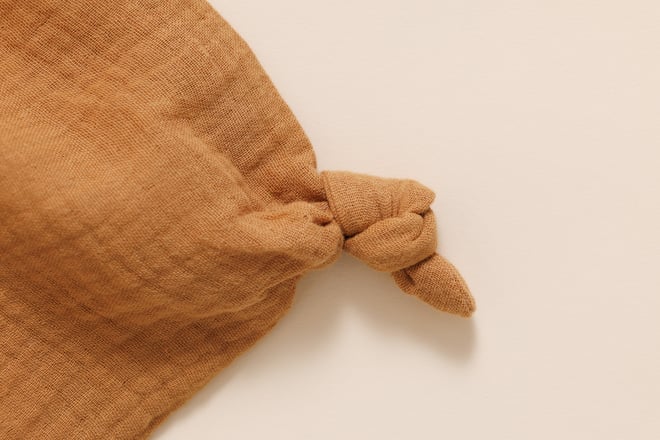 Peluche León Dou Dou Caramelo
