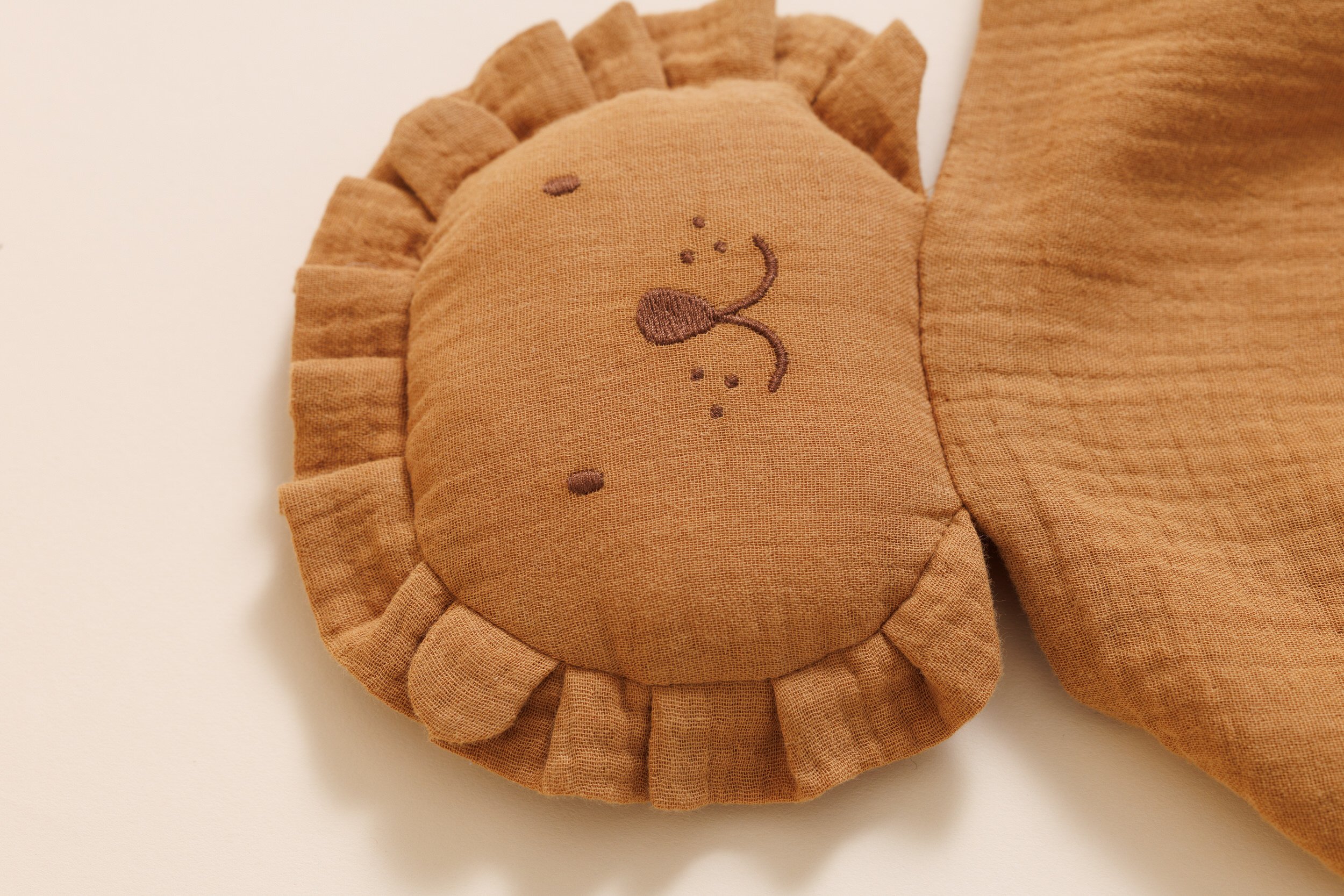 Peluche León Dou Dou Caramelo Peluche León Dou Dou Caramelo