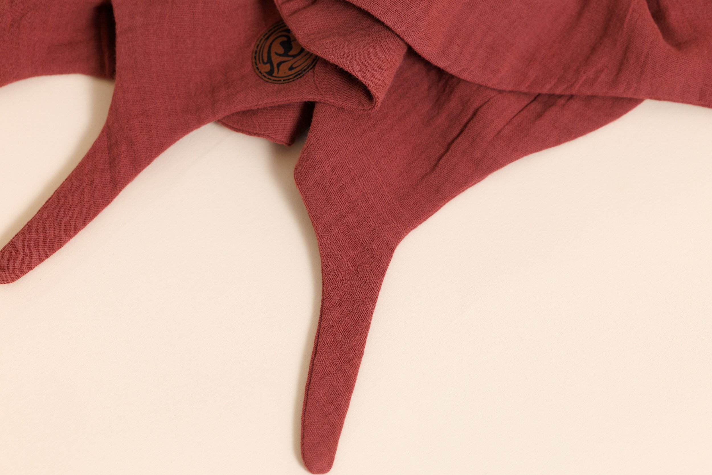 Coelho de peluche - Marsala Coelho de peluche - Marsala