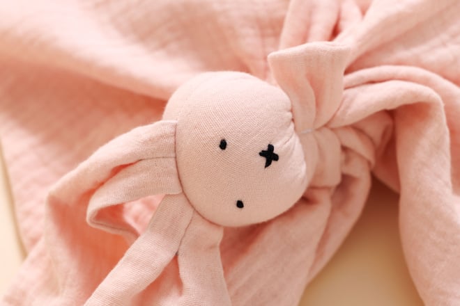 Doudou Lapin - Sepia Rose