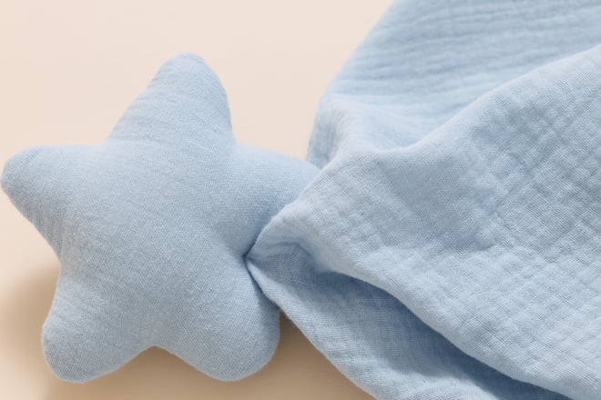 Star Comforter - Light Blue