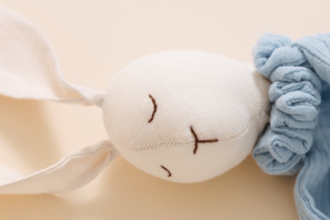 Peluche mantita Huggy Baby Blue
