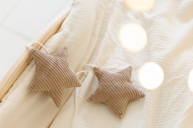 Corduroy Stars Garland Cappuccino
