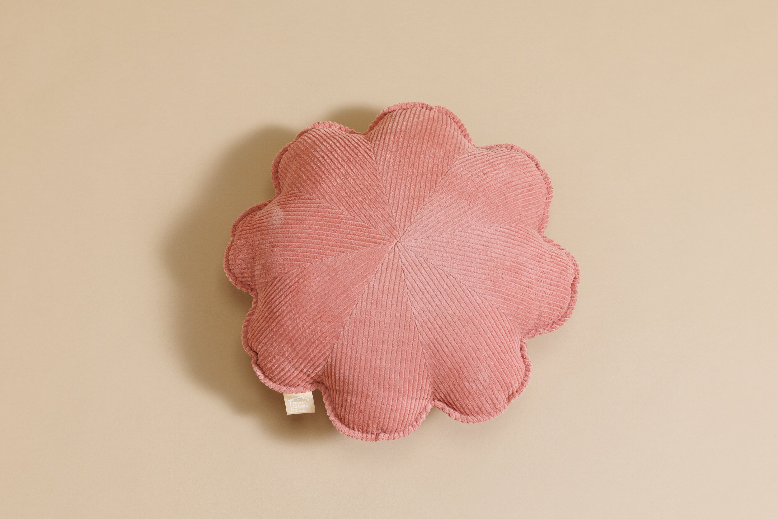 Almofada de Veludo Cotelê Flor Pêssego Almofada de Veludo Cotelê Flor Pêssego