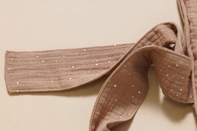 Pochette de Rangement Lit - Camel à Pois Dorés