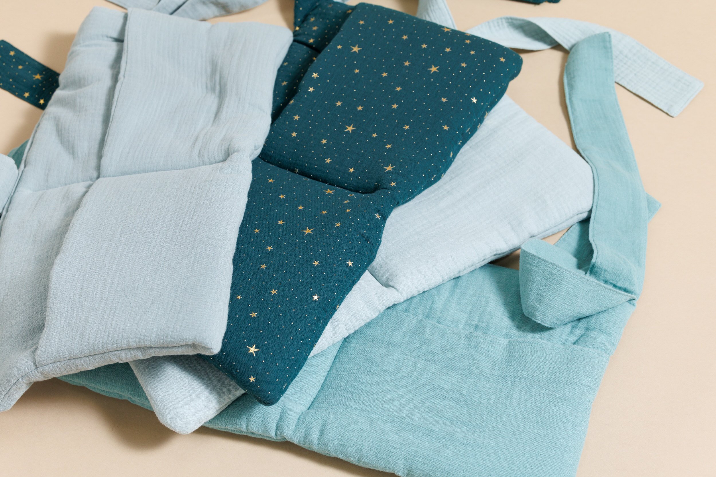 Bed Organiser - Sage Green Bed Organiser - Sage Green
