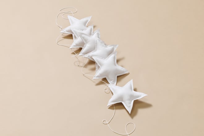 Guirlande Étoiles en cuir éco - Blanc