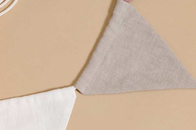 Guirlande en lin - Sable, Rose, Blanc