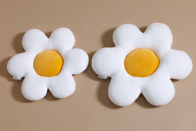 Velour Daisy Cushion - Mustard