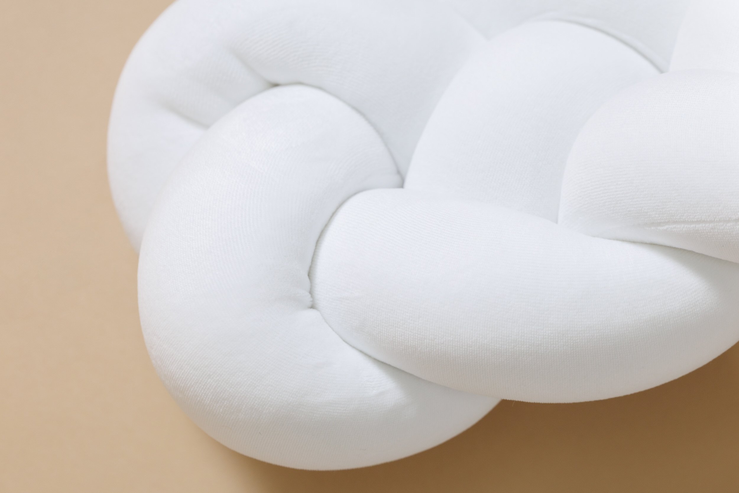 Protector cama 4 cabos - Blanco Protector cama 4 cabos - Blanco
