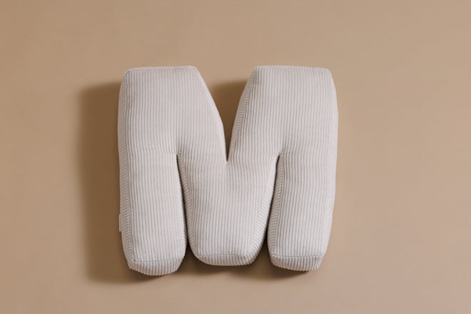 Coussin Lettre M - Velours Côtelé Écru