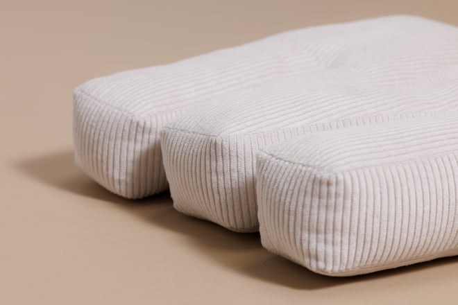 Coussin Lettre M - Velours Côtelé Écru