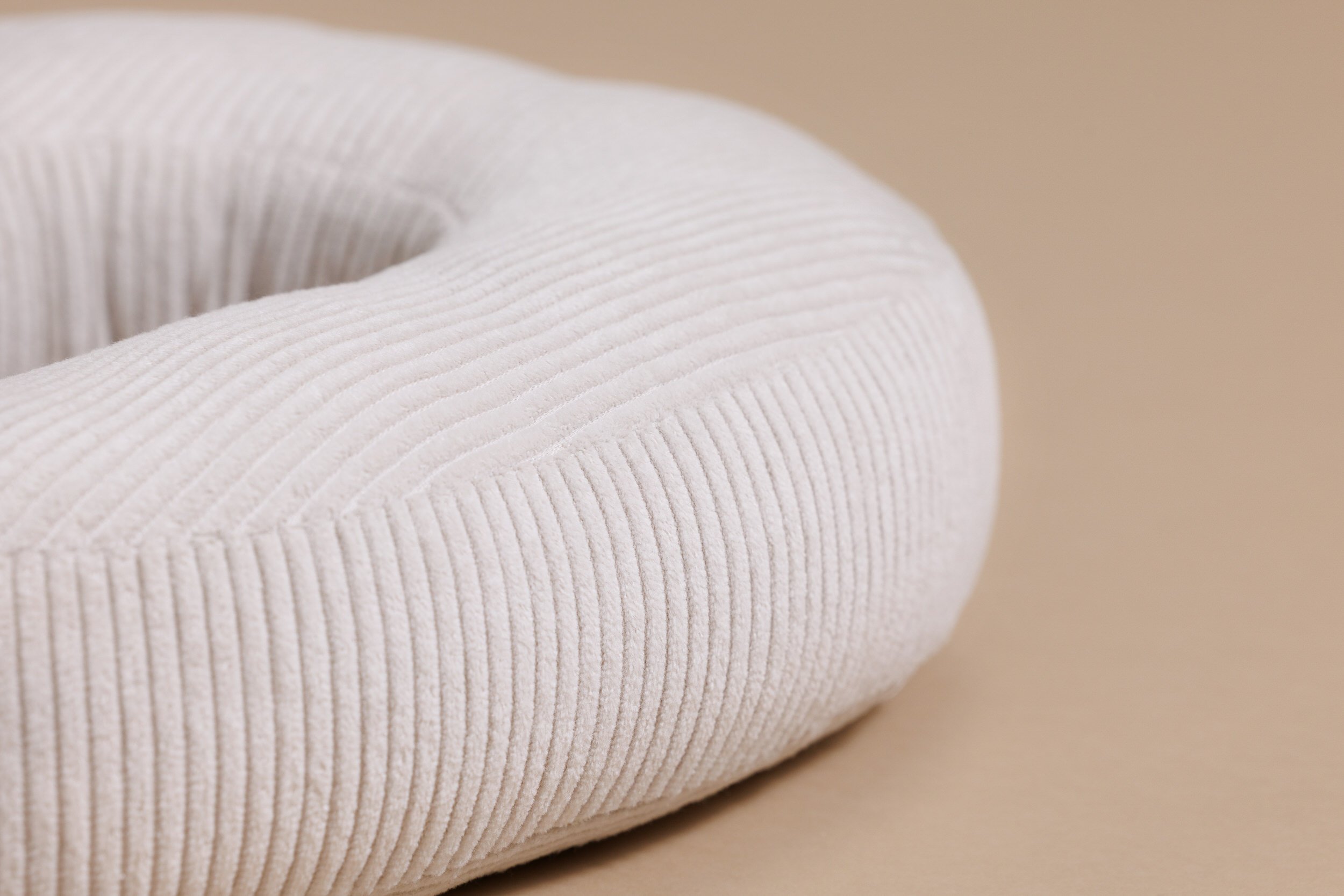 Coussin Lettre O - Velours Côtelé Écru Coussin Lettre O - Velours Côtelé Écru