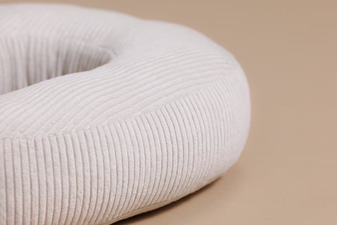Coussin Lettre O - Velours Côtelé Écru