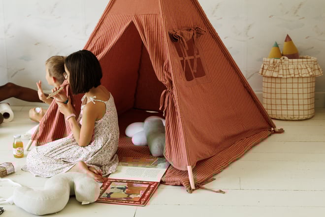 Tipi aus Musselin mit Dalia Streifen
